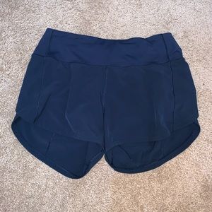 Lululemon size 4 navy blue mid rise Speed Up short